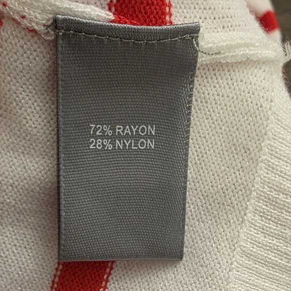 Marled-Red & White Striped- Crew Neck Sweater-"Love" Embroidered In Black- XS 🚢 - Picture 5 of 6